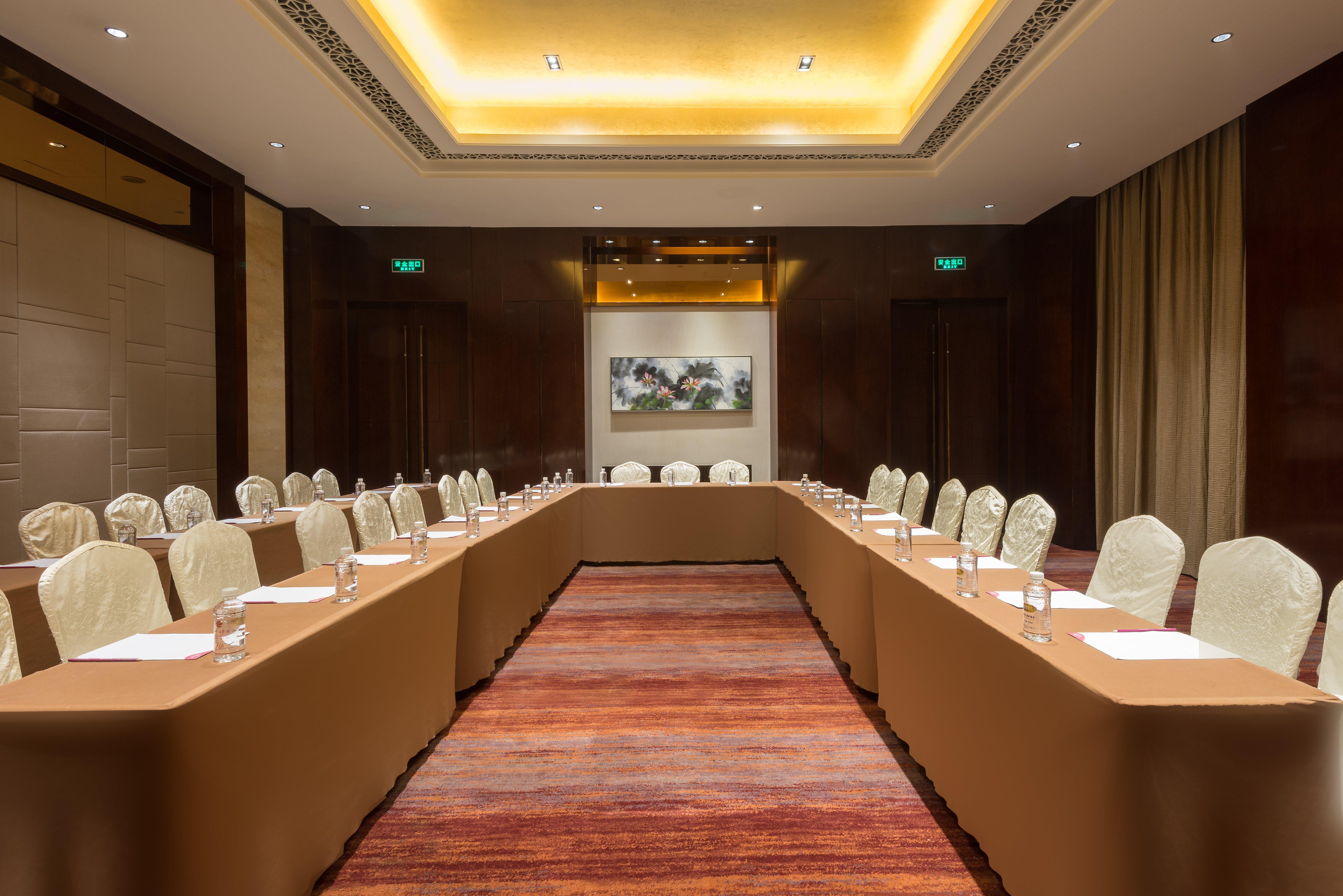 Отель Crowne Plaza Chengdu Panda Garden By Ihg Экстерьер фото