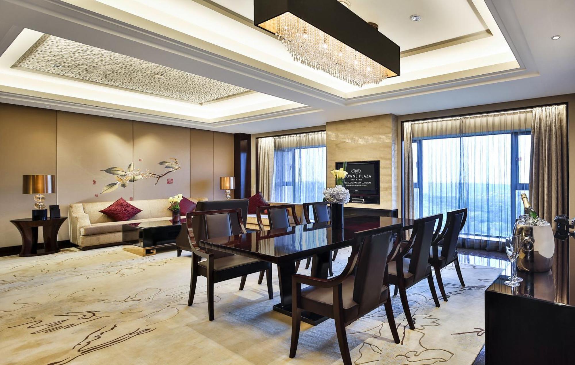 Отель Crowne Plaza Chengdu Panda Garden By Ihg Экстерьер фото