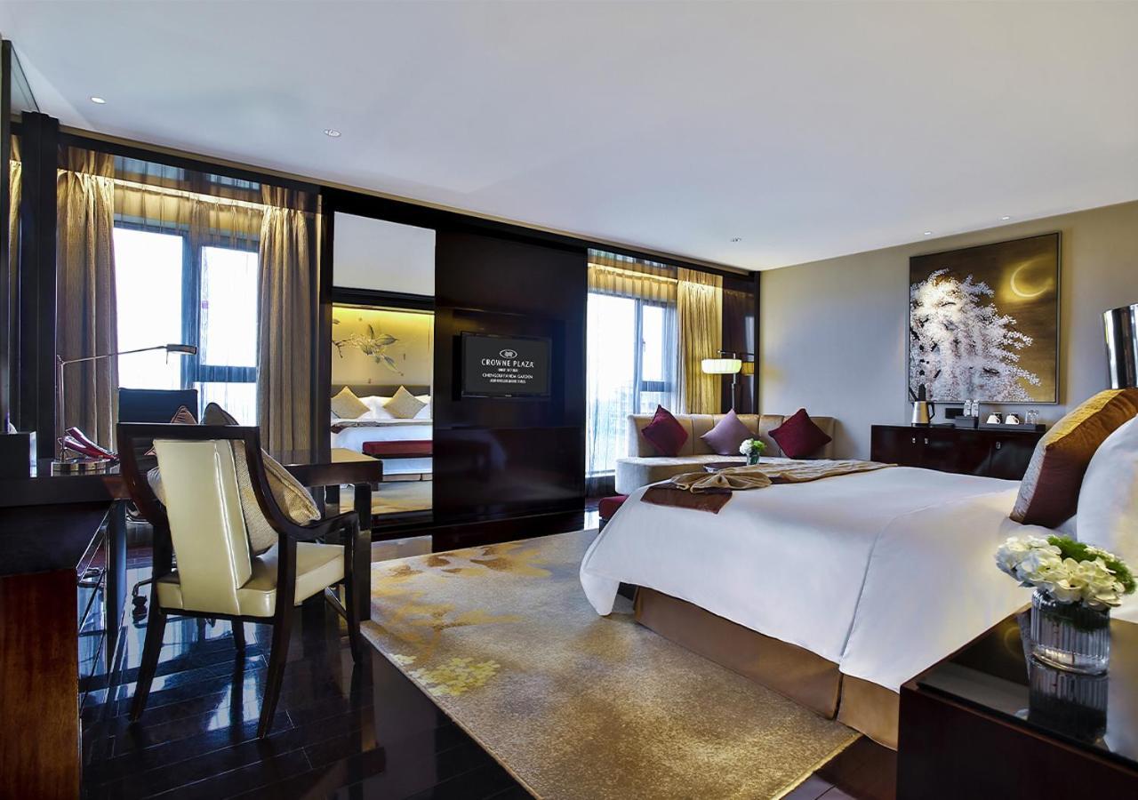 Отель Crowne Plaza Chengdu Panda Garden By Ihg Экстерьер фото